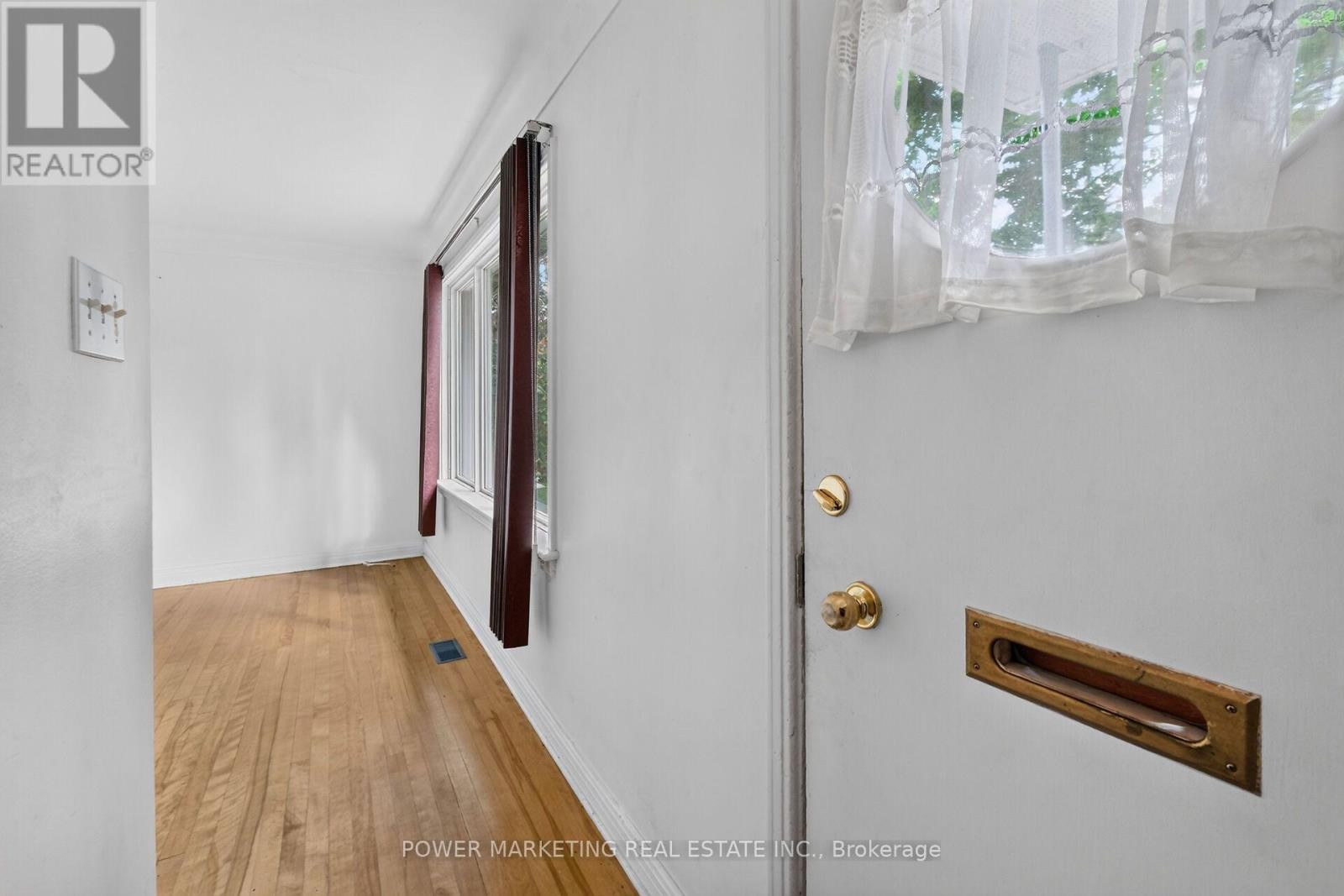 535 Dunbrack Street, Ottawa, ON