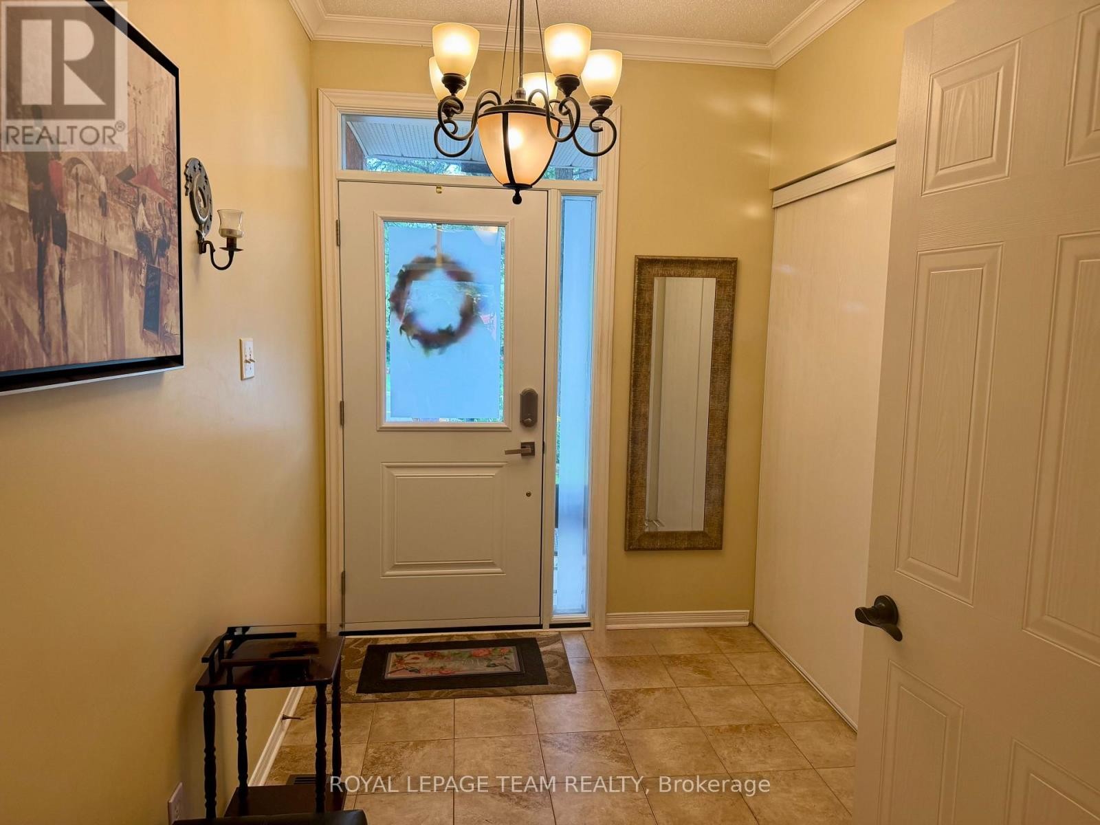 5 Chantilly Gate, Ottawa, ON