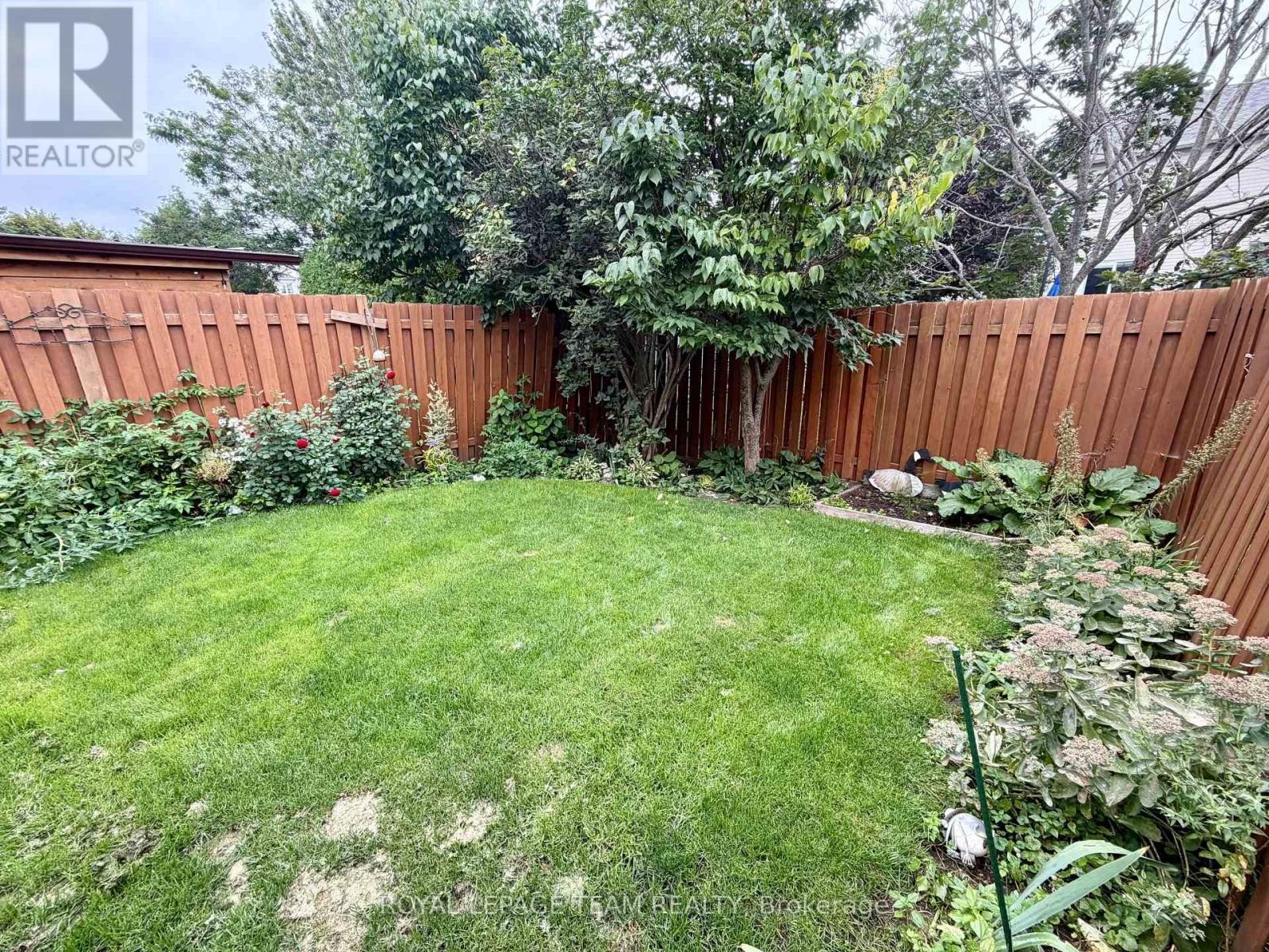 5 Chantilly Gate, Ottawa, ON
