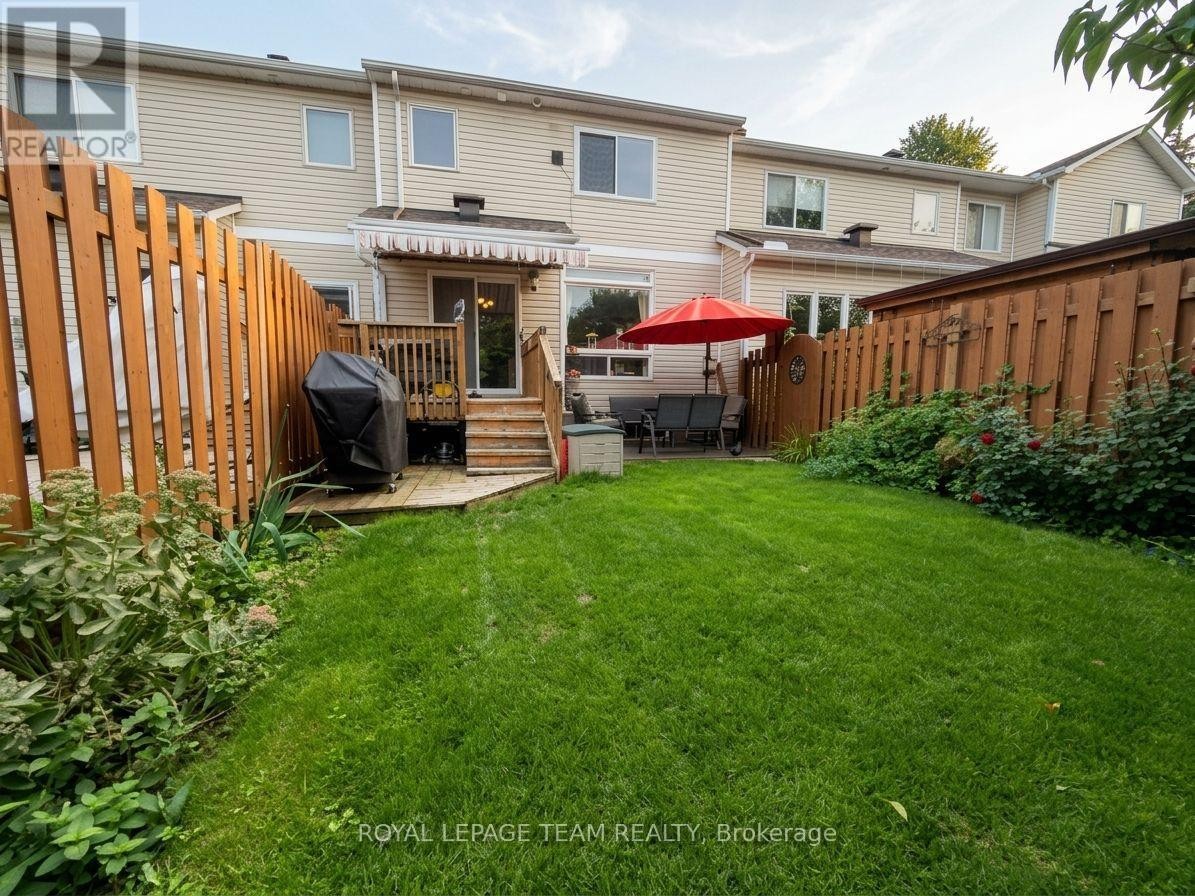 5 Chantilly Gate, Ottawa, ON
