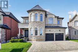 210 CANNES AVENUE Vaughan, ON L4L 8L1
