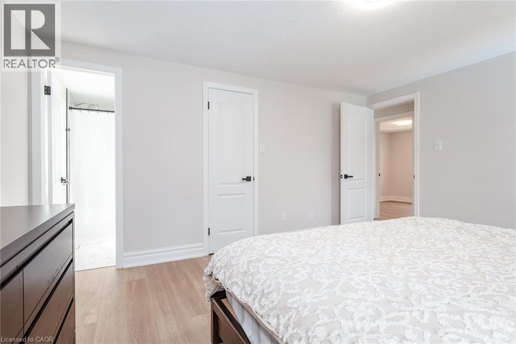 112 Michener Crescent, Kitchener, ON