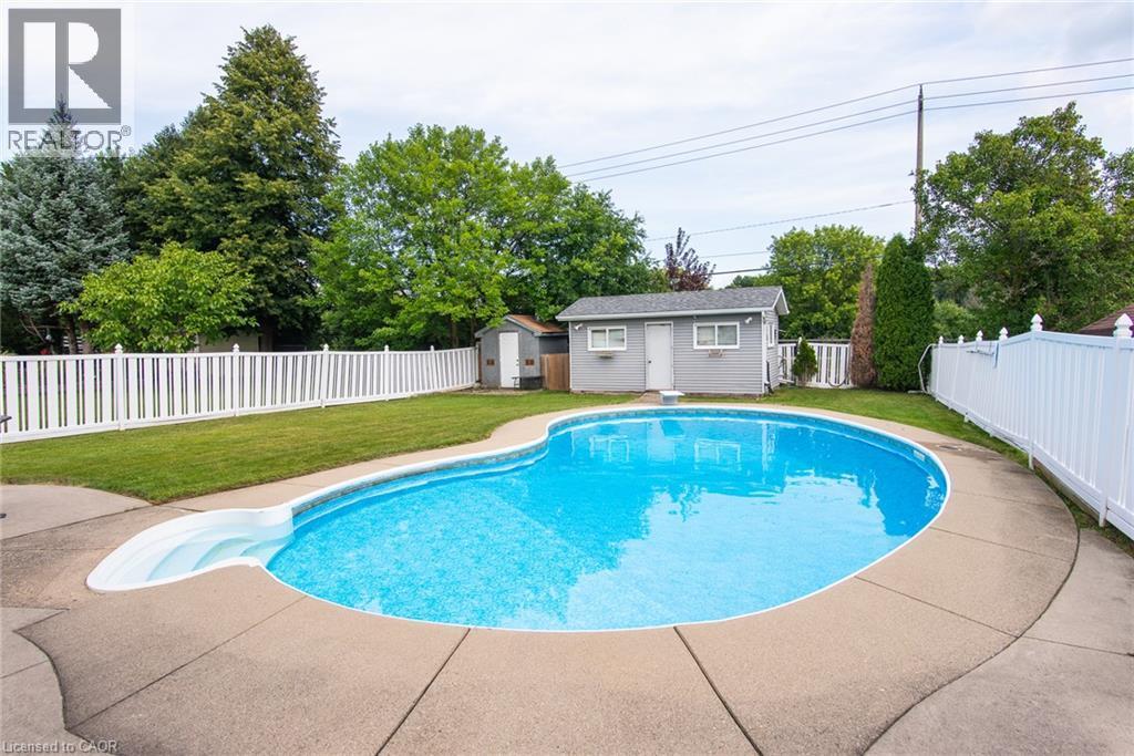 112 Michener Crescent, Kitchener, ON