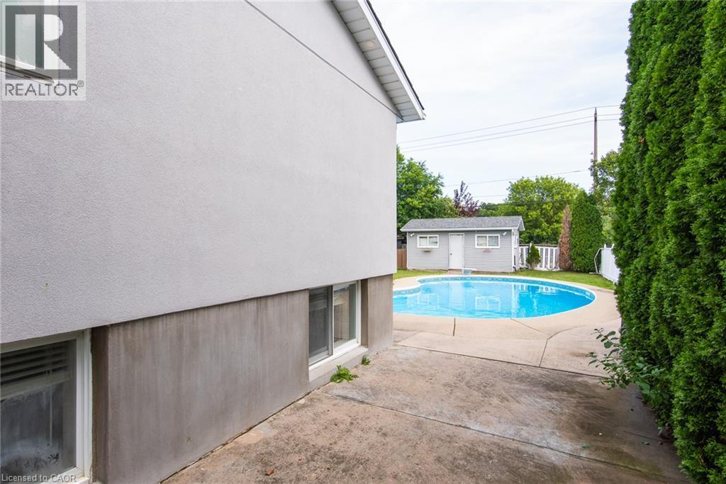 112 Michener Crescent, Kitchener, ON