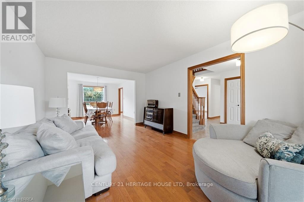 92 National Drive, Hamilton, ON