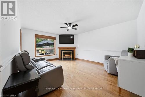 92 National Drive, Hamilton, ON 