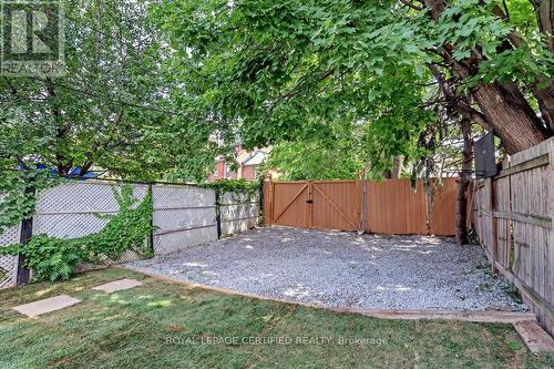 176 Emerald Street N, Hamilton, ON 