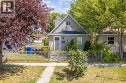 942 MAISONVILLE Windsor, ON N8Y 3R9
