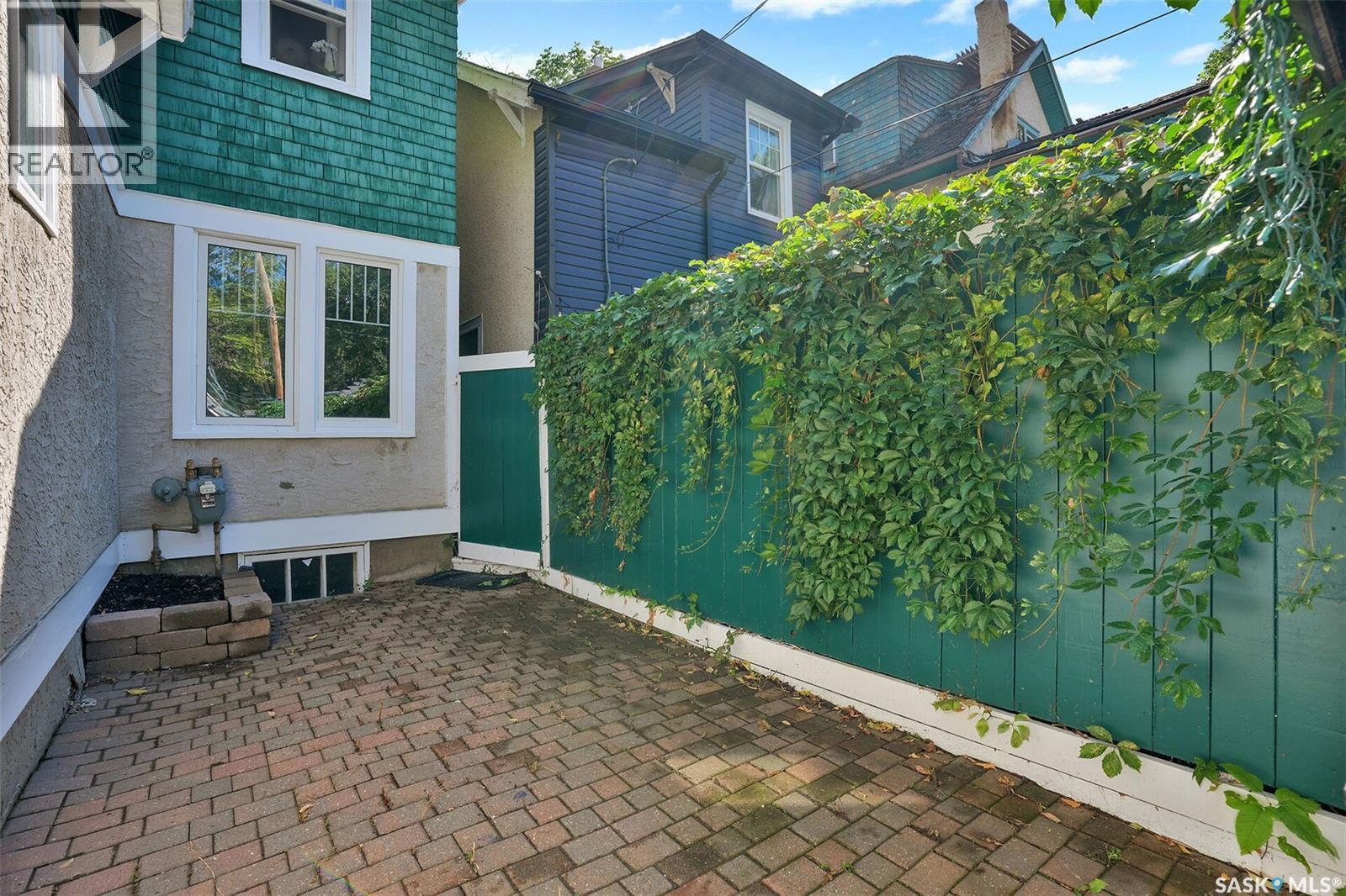 2046 Athol Street, Regina, SK