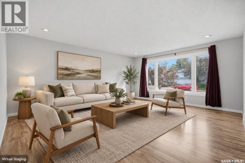 1 Stephenson Crescent, Saskatoon, SK 