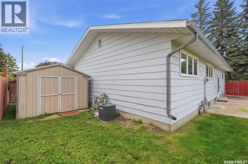 1 Stephenson Crescent, Saskatoon, SK 