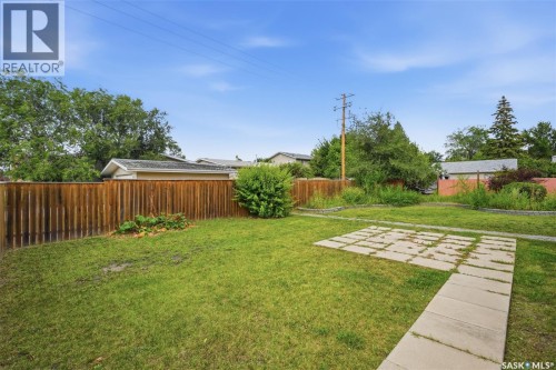 1 Stephenson Crescent, Saskatoon, SK 
