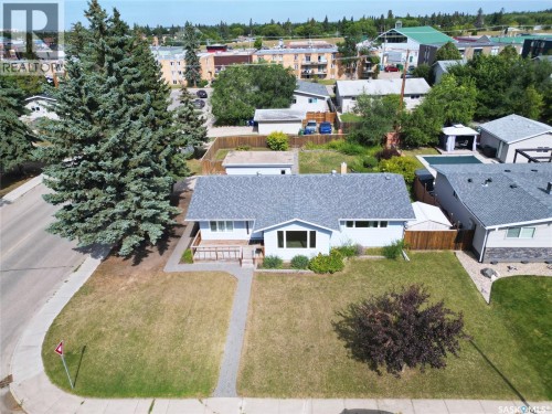 1 Stephenson Crescent, Saskatoon, SK 