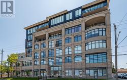 704 - 10376 YONGE STREET Richmond Hill, ON L4C 3B8