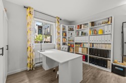 Bureau - 