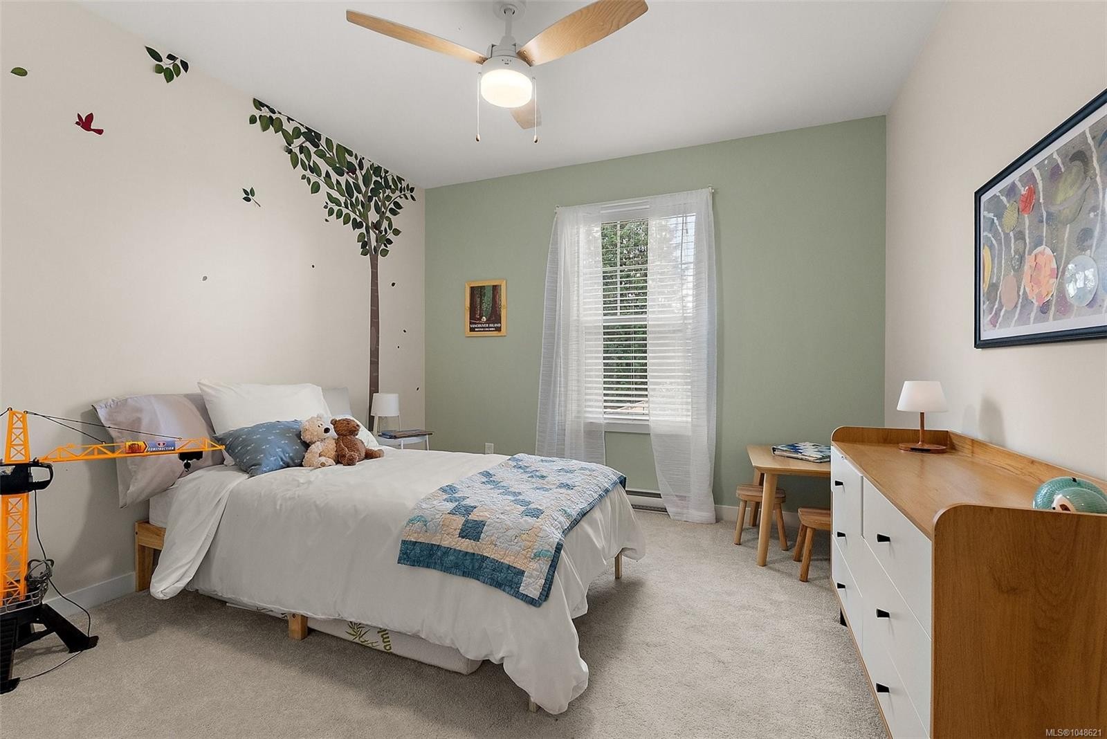 1113 Lyall St, Esquimalt, BC