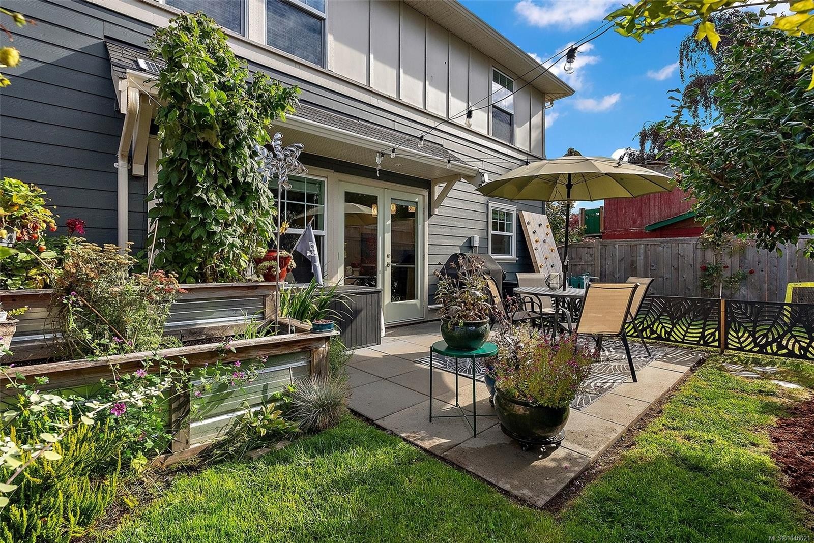 1113 Lyall St, Esquimalt, BC