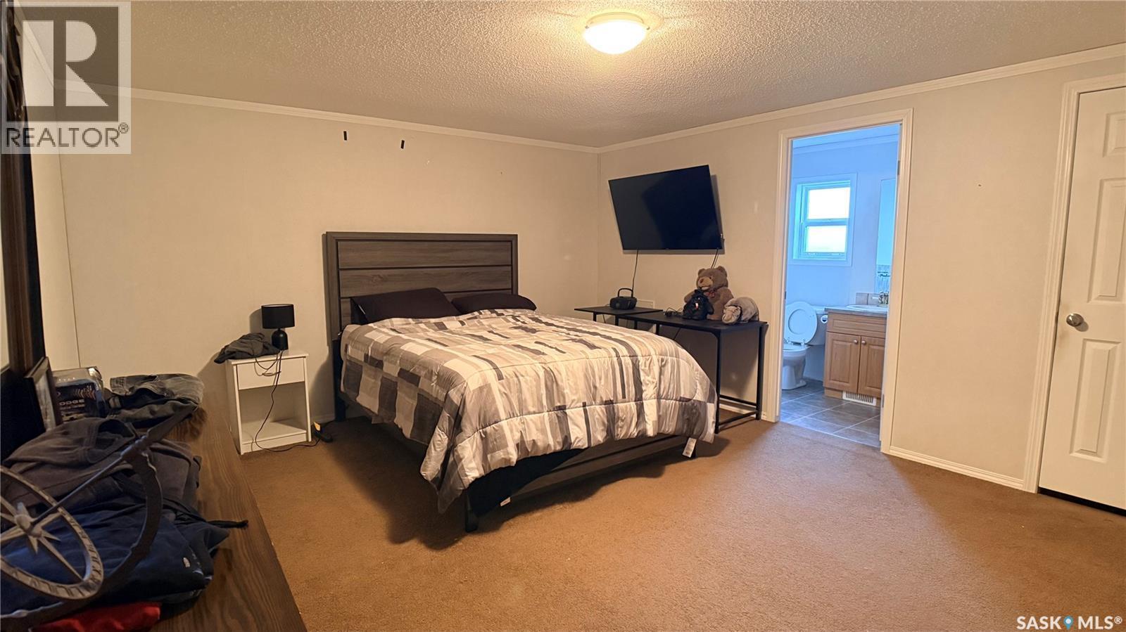 222 Willow Park Green, Estevan, SK