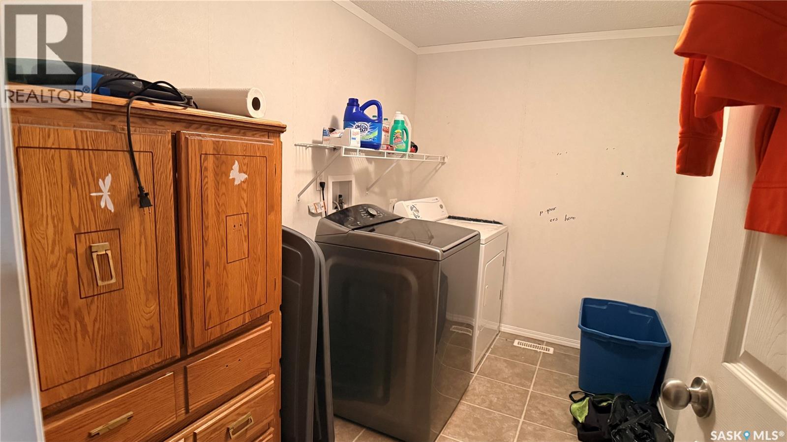 222 Willow Park Green, Estevan, SK