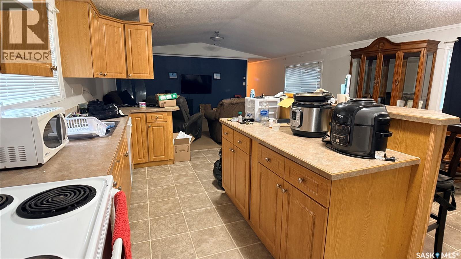 222 Willow Park Green, Estevan, SK