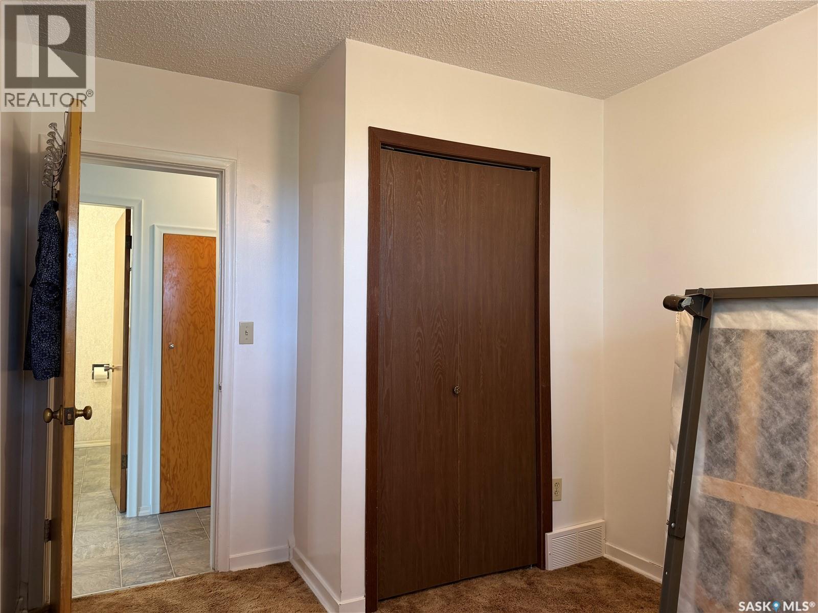 2 Railway Avenue, Dafoe, SK