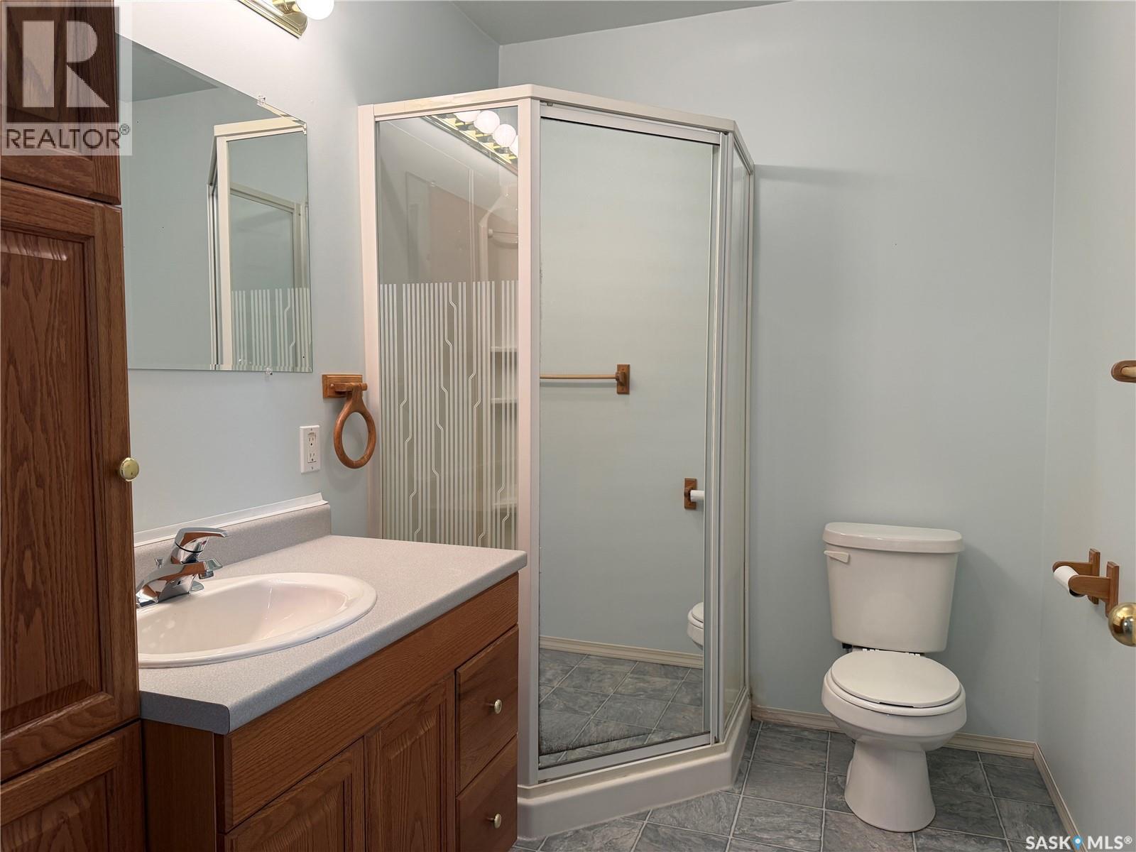 2 Railway Avenue, Dafoe, SK