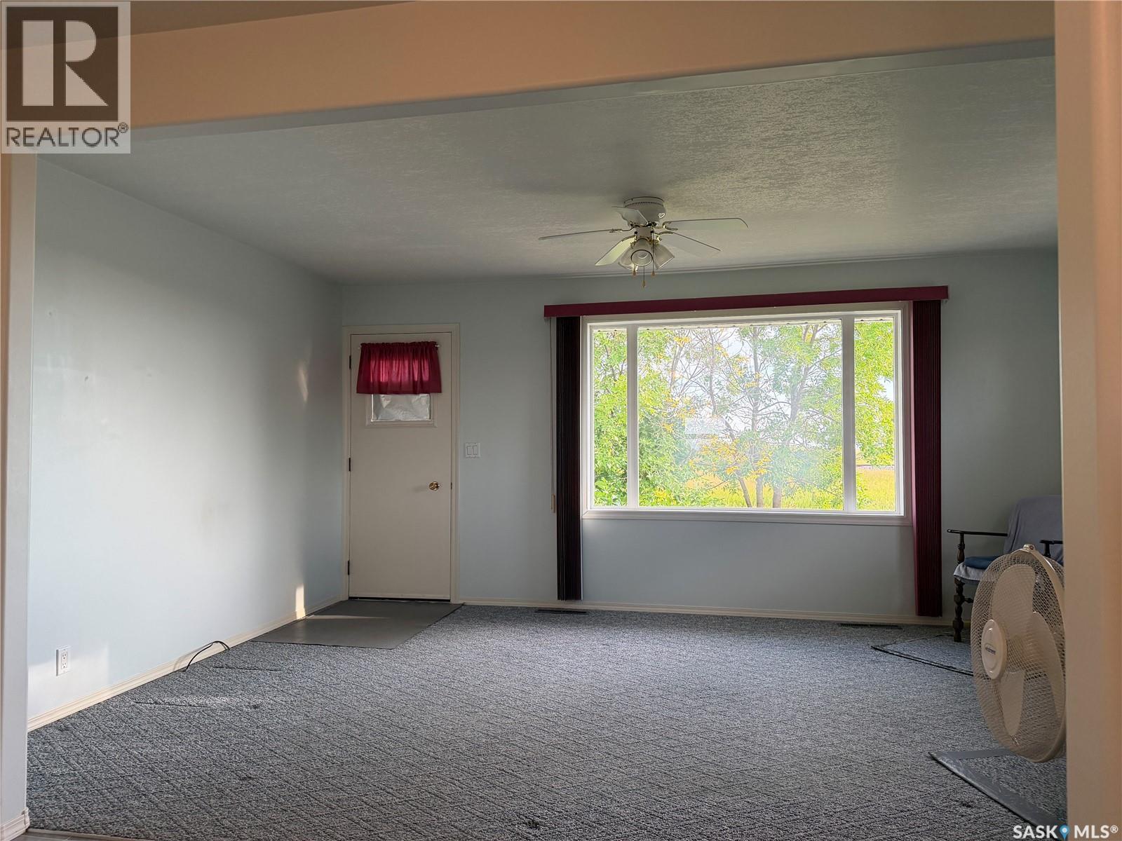 2 Railway Avenue, Dafoe, SK