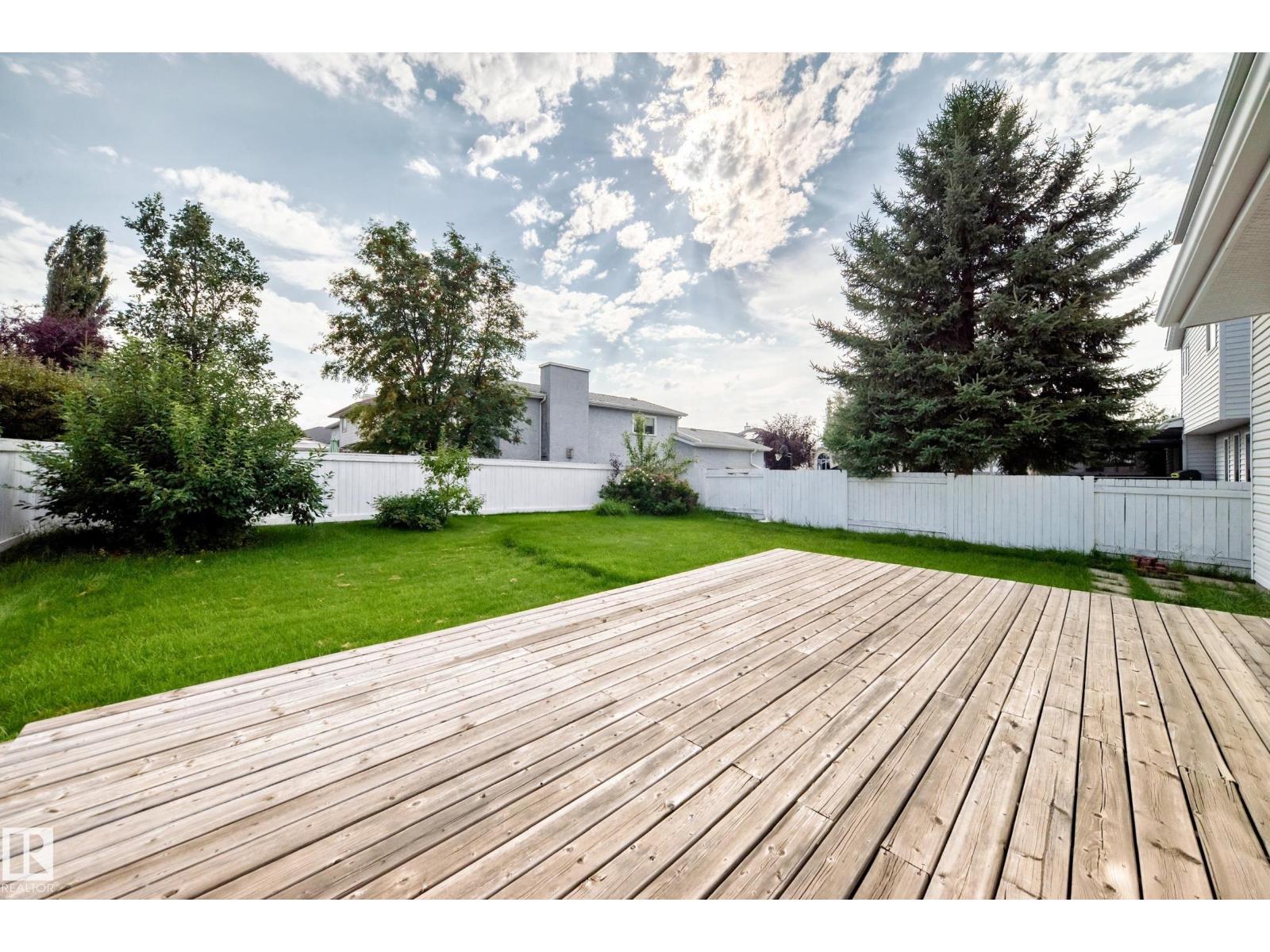 18935 91 Av Nw, Edmonton, AB