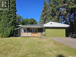 1971 99th STREET North Battleford, SK S9A 0S1