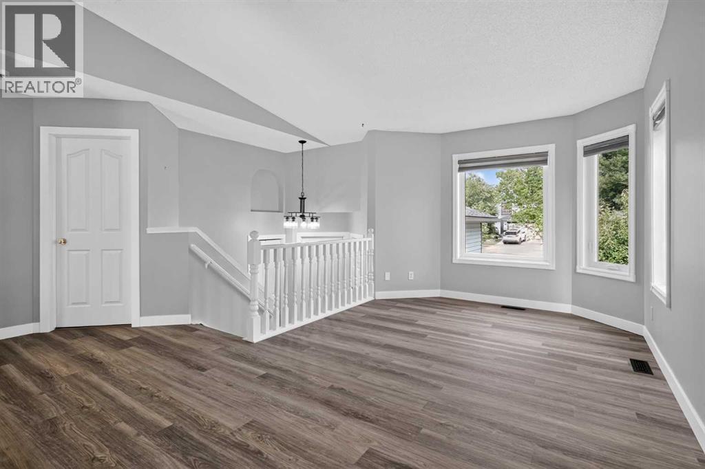 940 Coventry Drive Ne, Calgary, AB