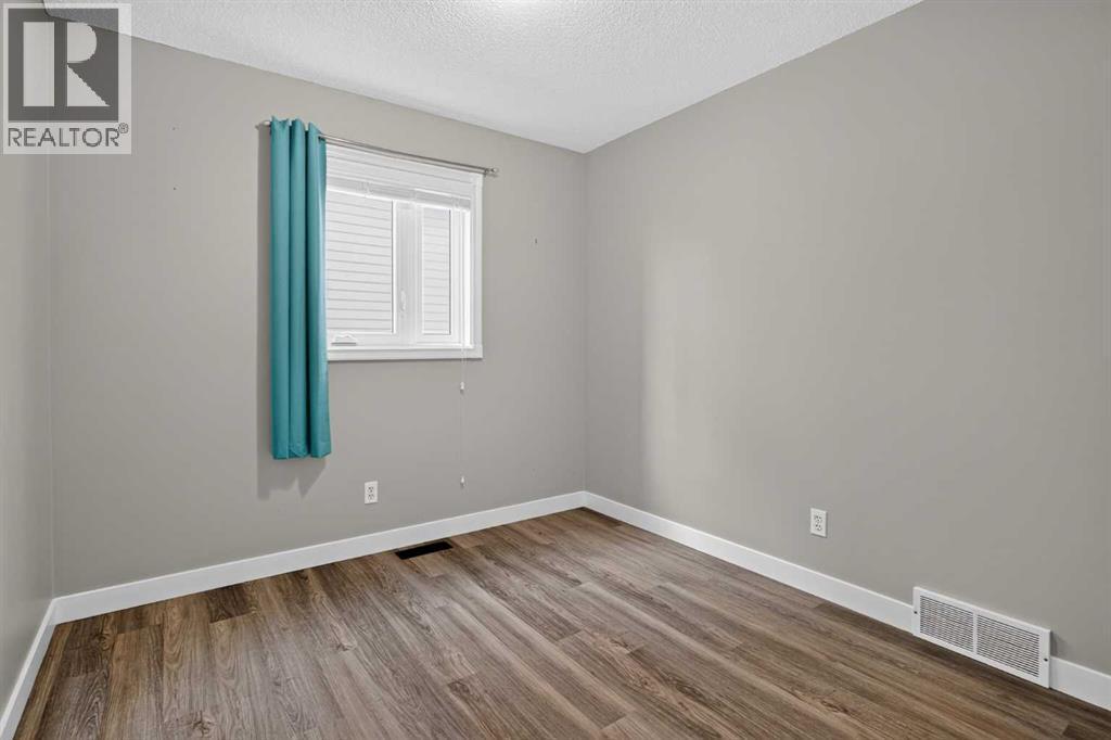 940 Coventry Drive Ne, Calgary, AB