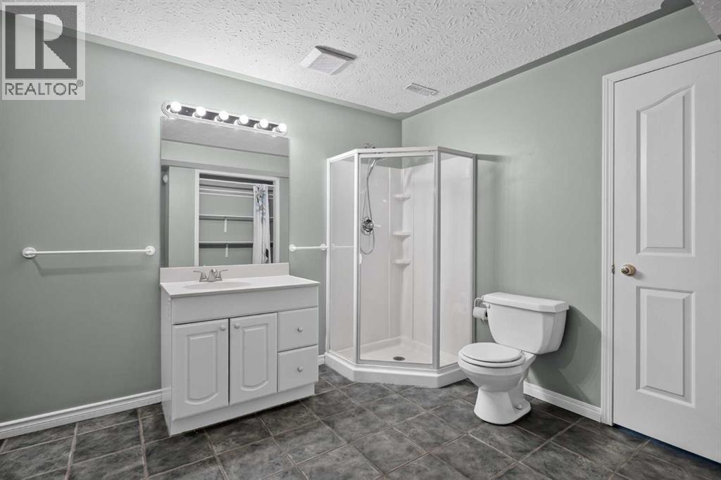 940 Coventry Drive Ne, Calgary, AB