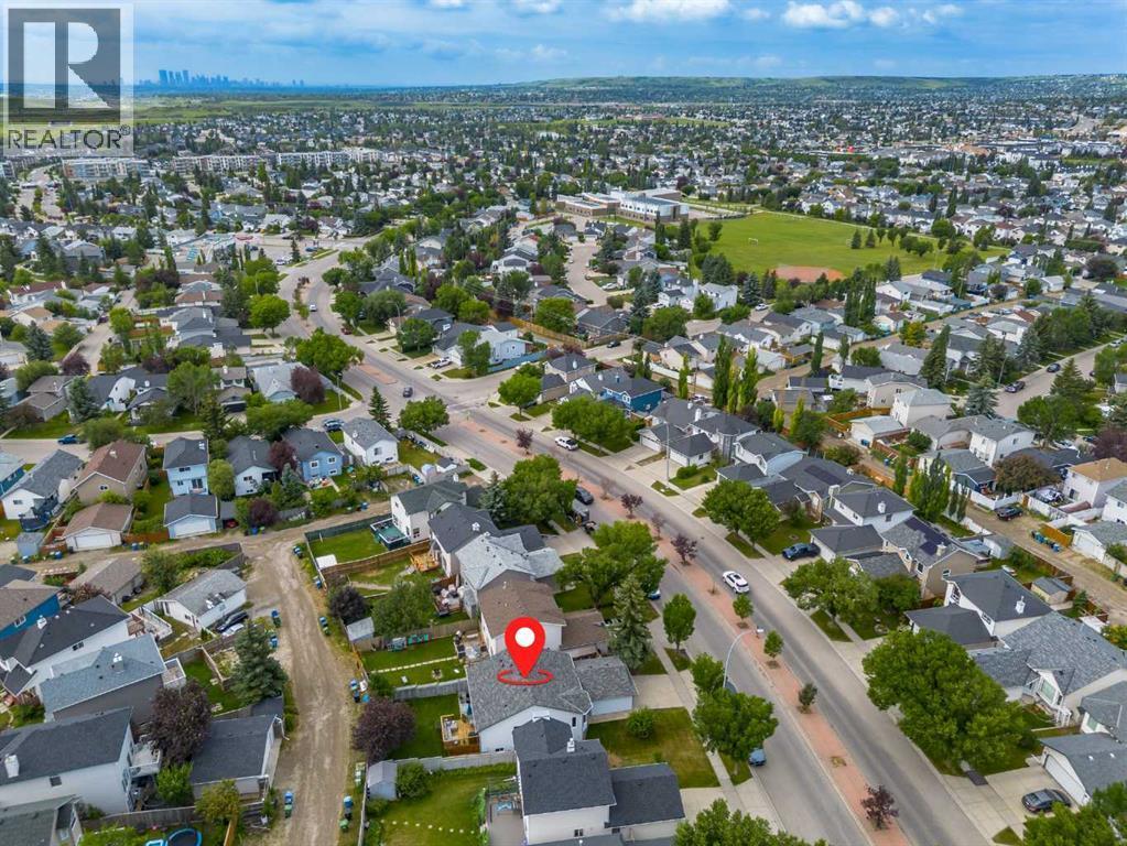 940 Coventry Drive Ne, Calgary, AB