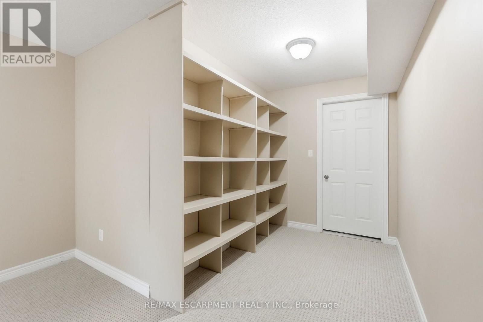 33 Norma Crescent, Guelph, ON