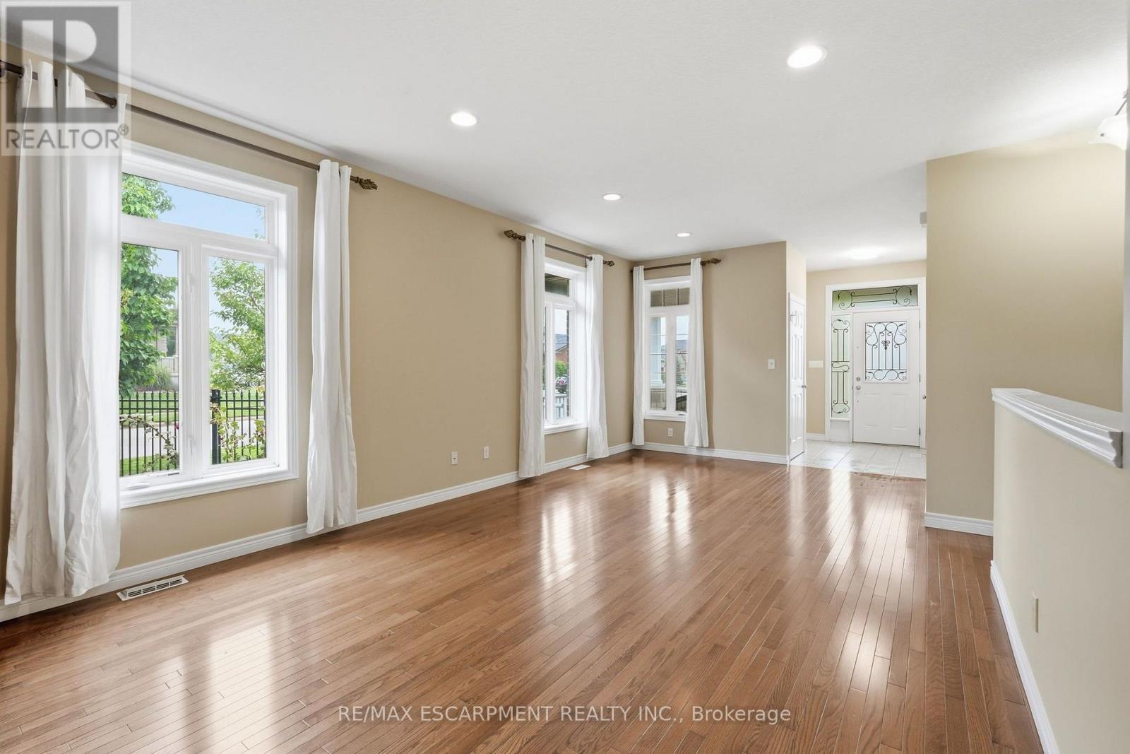 33 Norma Crescent, Guelph, ON