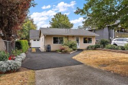 3167 Irma St Victoria, BC V9A 1S9