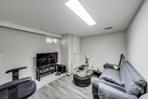 68 Harold Court, Hamilton, ON 