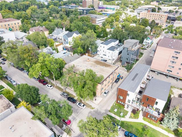 102-118 Scott St, Winnipeg, MB