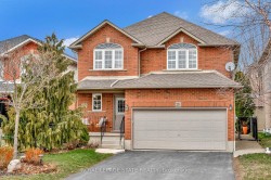 251 Braithwaite Avenue Hamilton, ON L9G 5A7