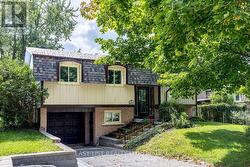 2651 MARSDALE DRIVE Peterborough, ON K9L 1R5