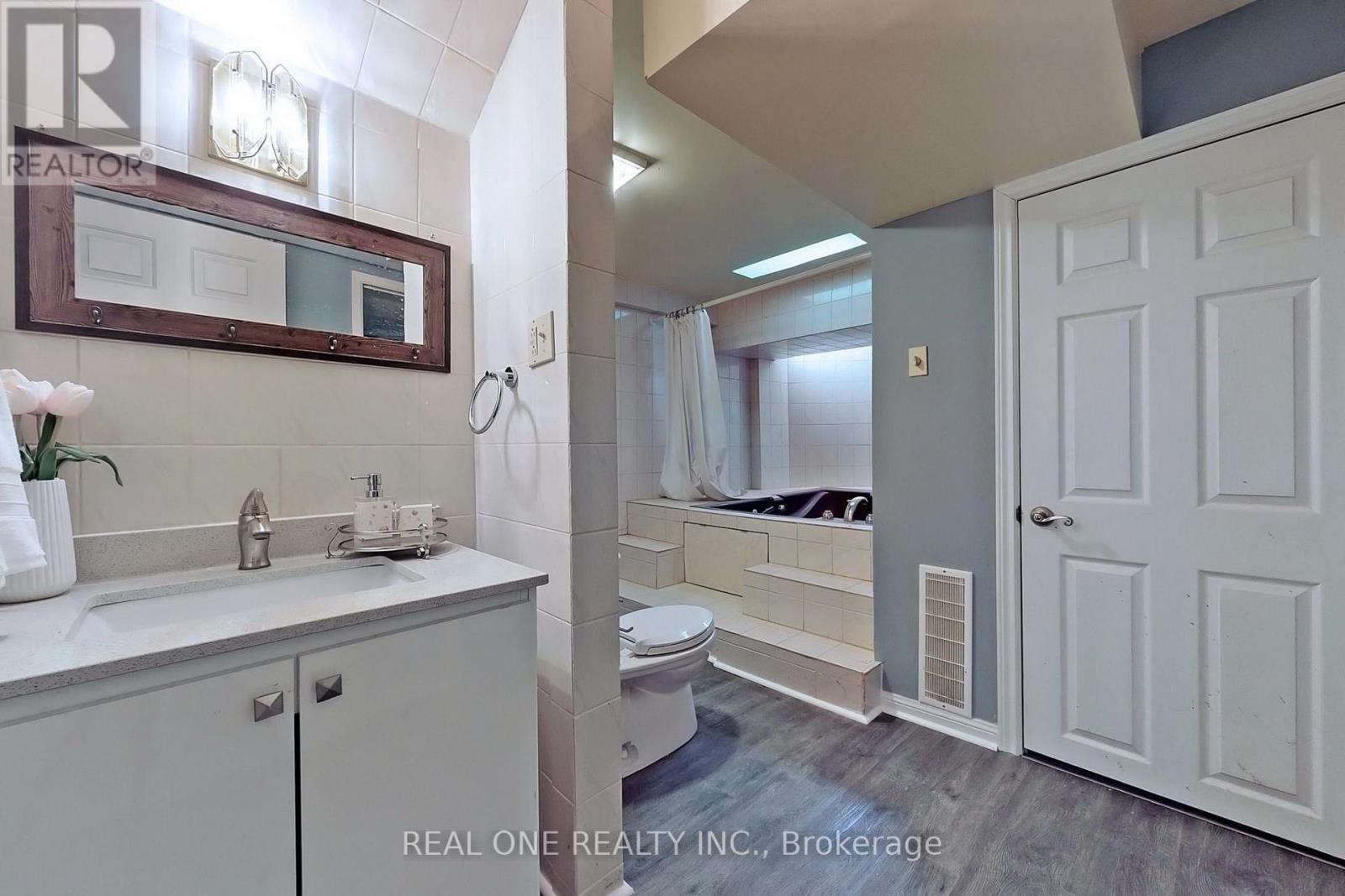 1960 Pimlico Court, Mississauga, ON