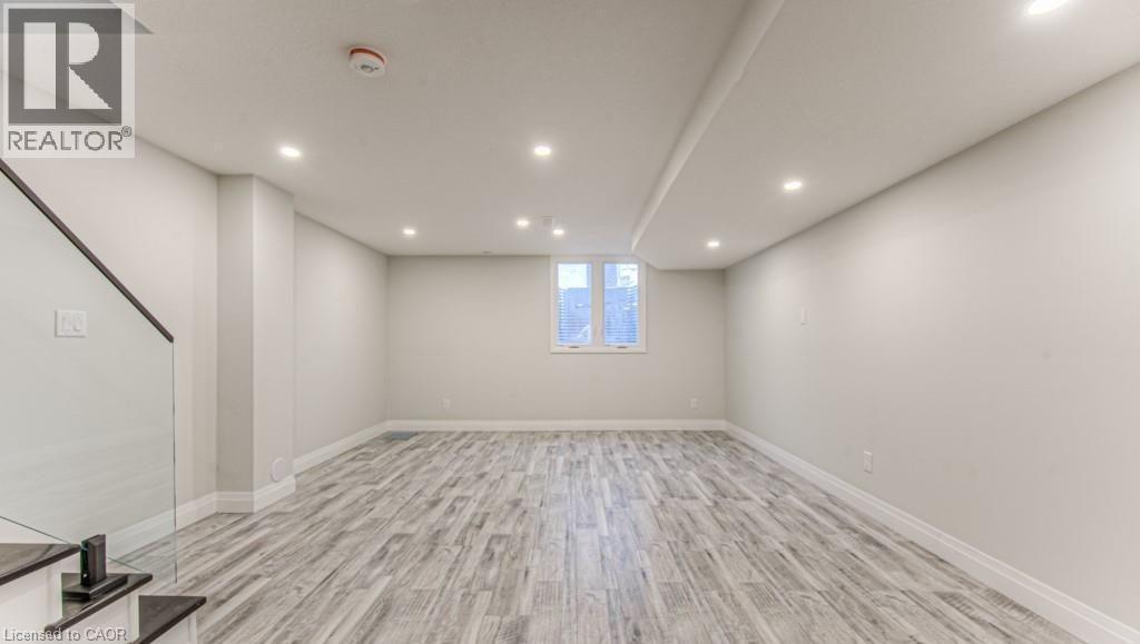 152 Overlea Drive, Kitchener, ON
