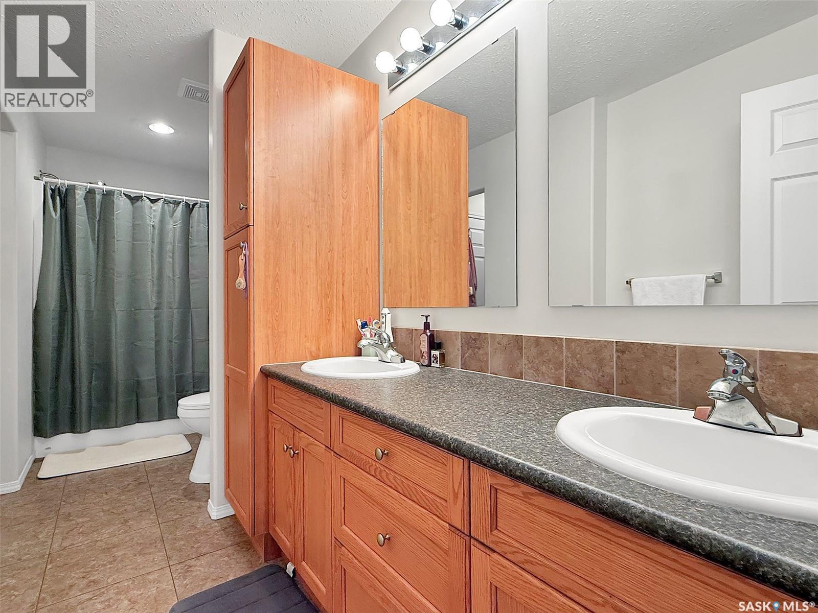 12 1275 South Railway Avenue E, Swift Current, SK