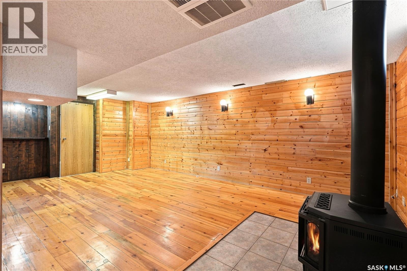 402 Begg Crescent, Saskatoon, SK
