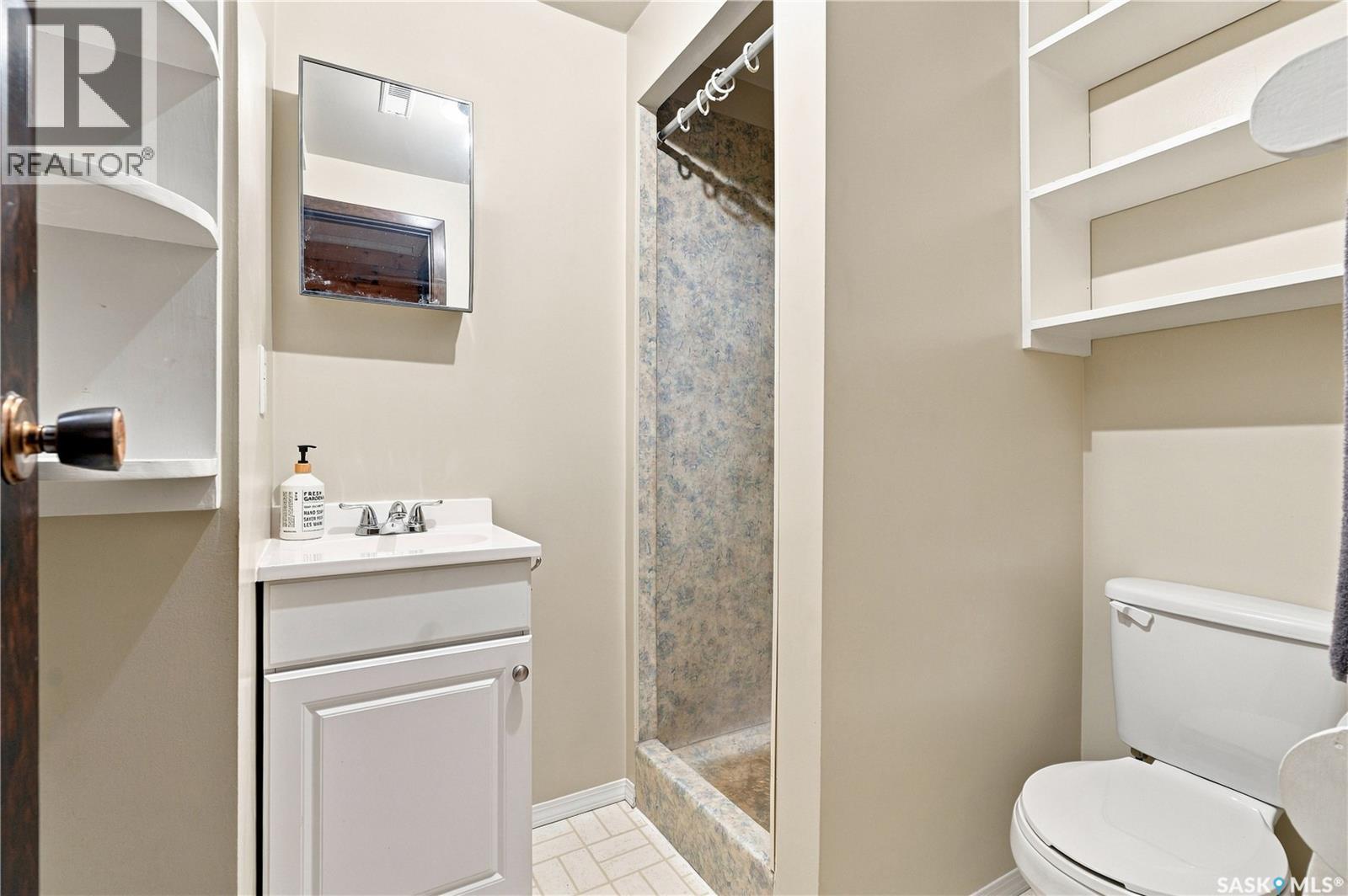 402 Begg Crescent, Saskatoon, SK
