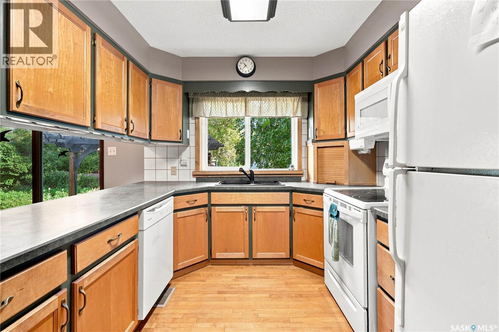 402 Begg Crescent, Saskatoon, SK