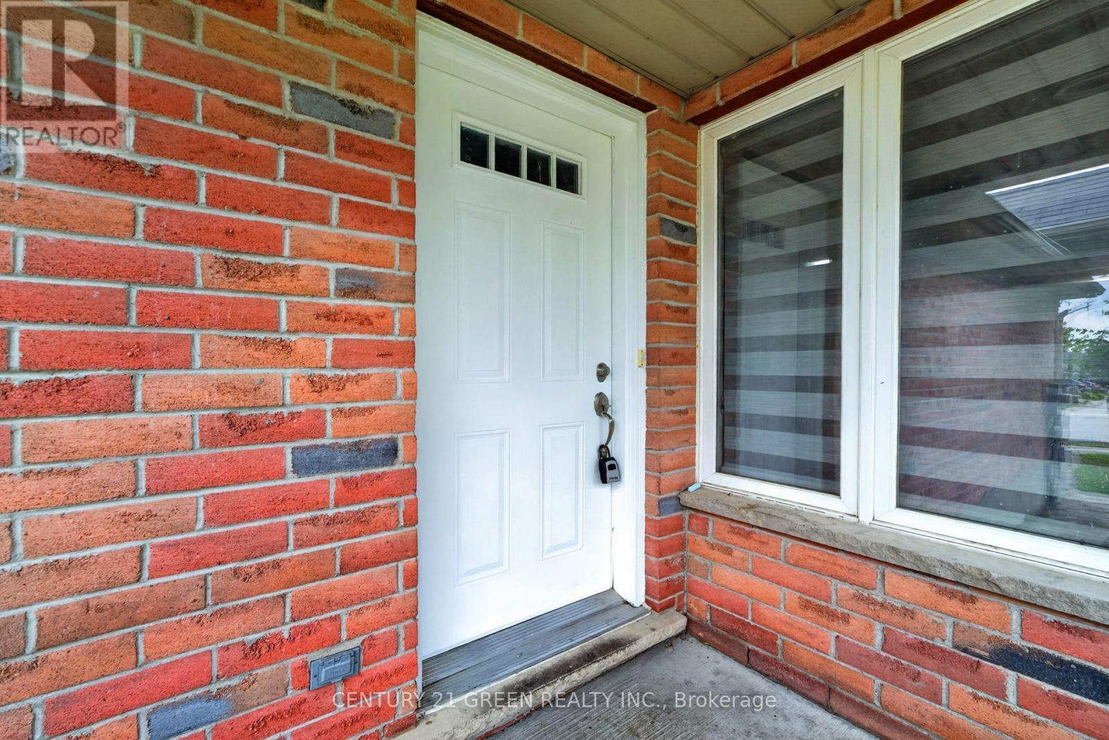 69 Brookfield Crescent, Kitchener, ON
