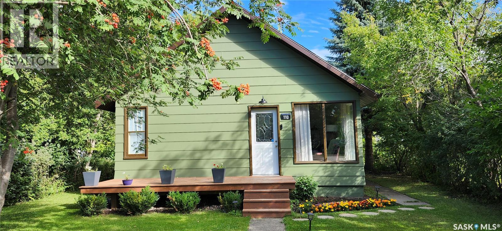110 3Rd Street S, Wakaw, SK