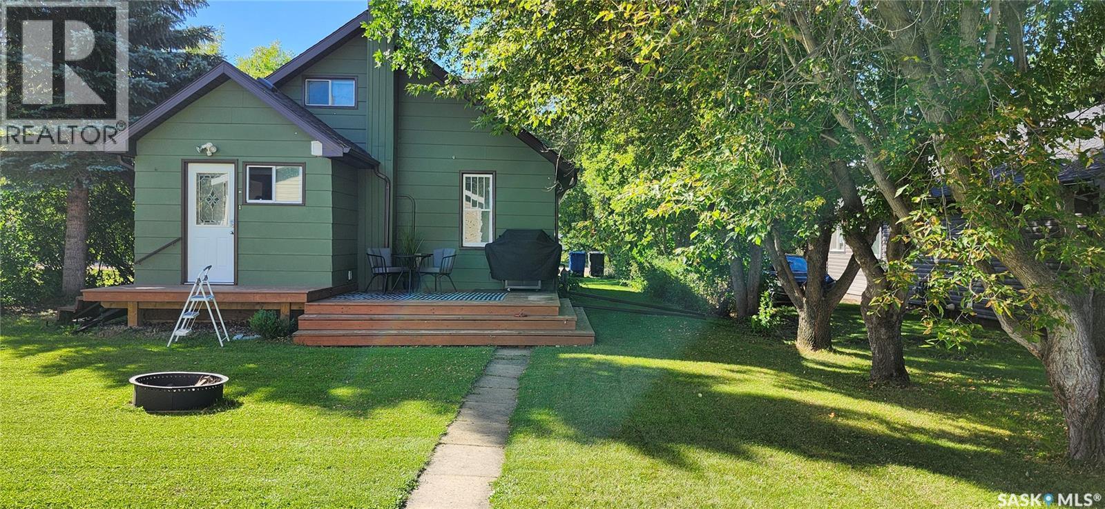 110 3Rd Street S, Wakaw, SK