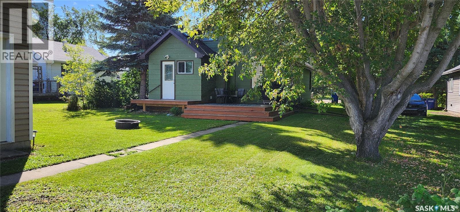 110 3Rd Street S, Wakaw, SK